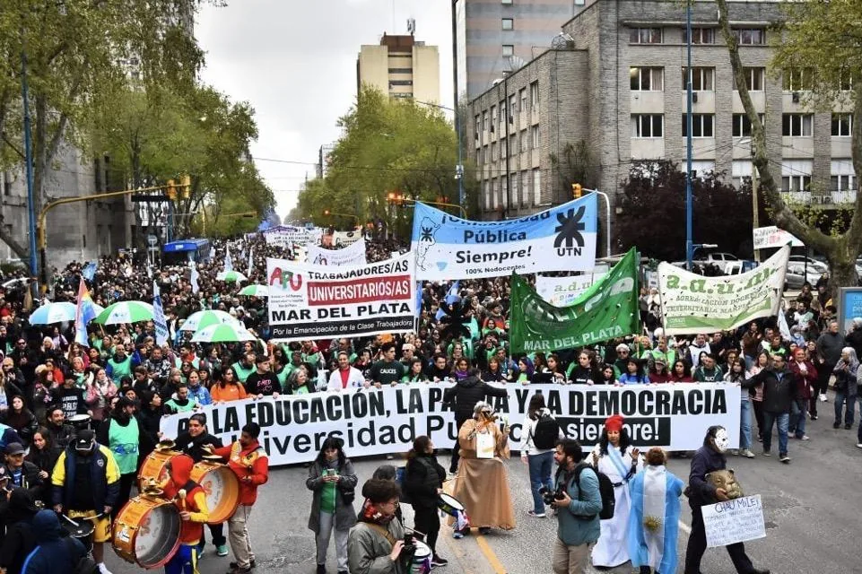 Masiva 5º Marcha Federal Universitaria