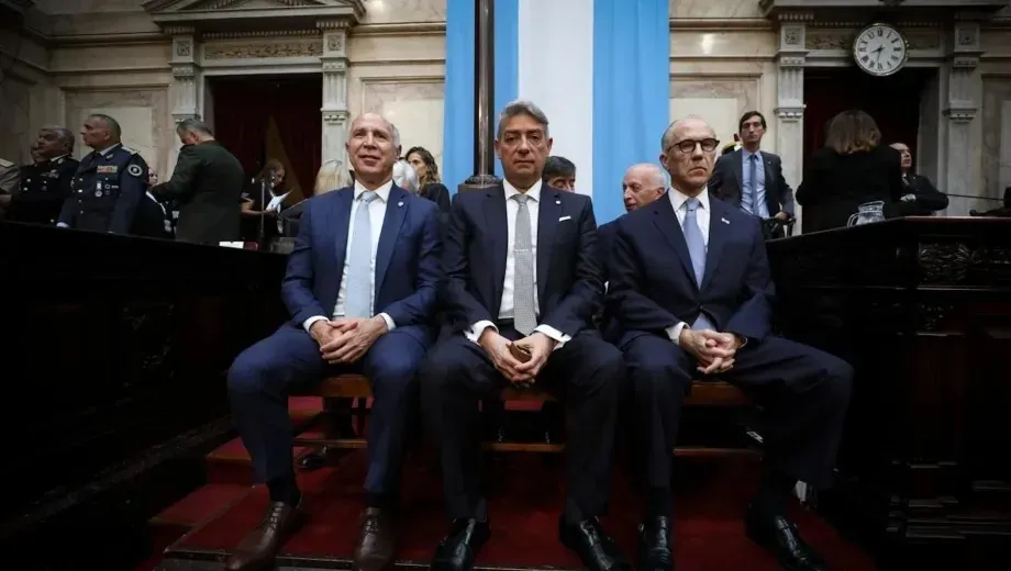El poder dividido en tres tipos: ¿un salvataje al gobierno nacional?