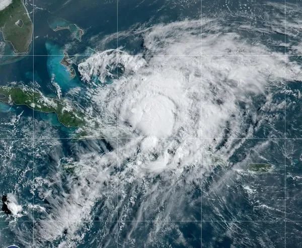 Isaías se fortalece en el Golfo de México y avanza hacia Estados Unidos: podría llegar como huracán mayor